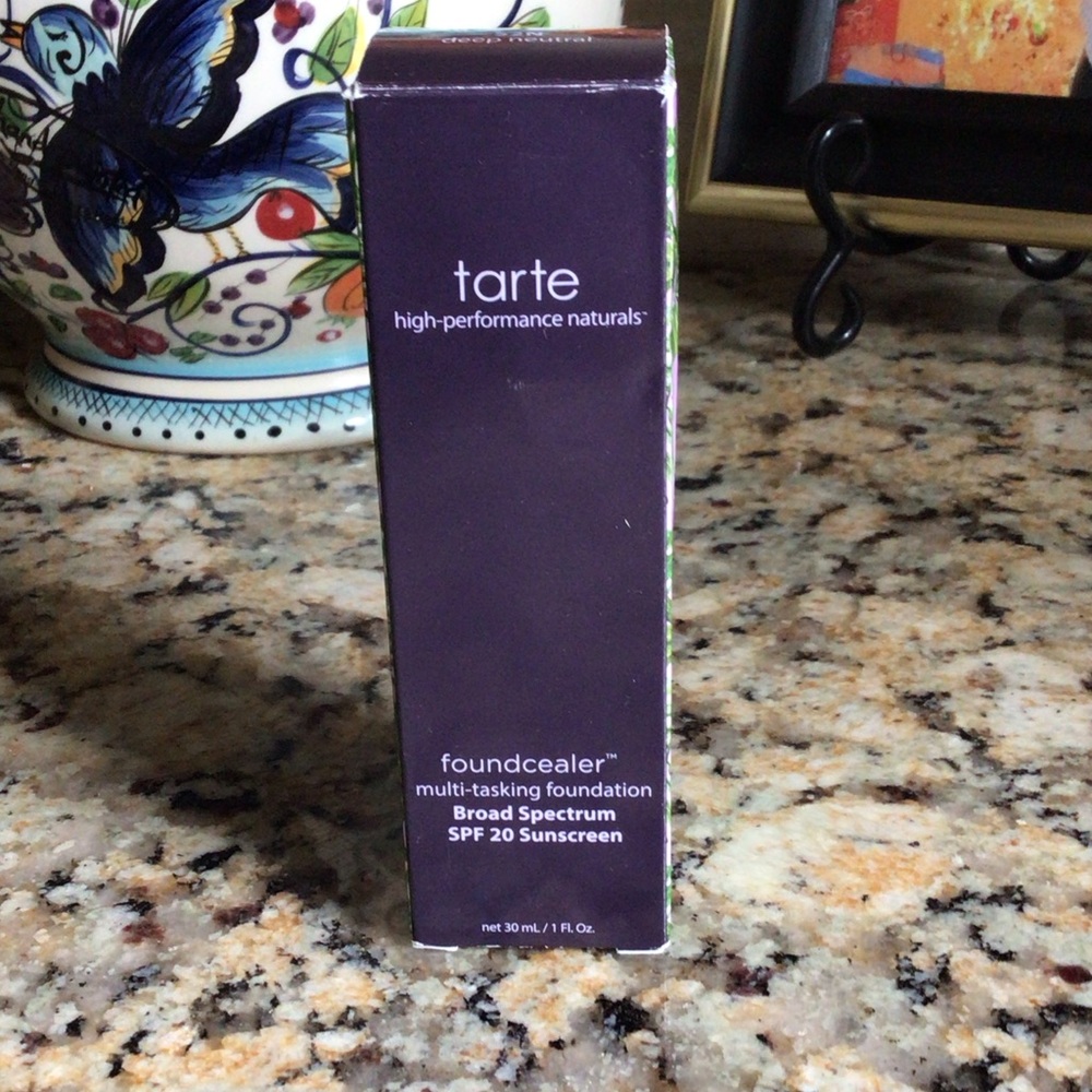 NEW Tarte Foundcealer Foundation - Deep Neutral 52N